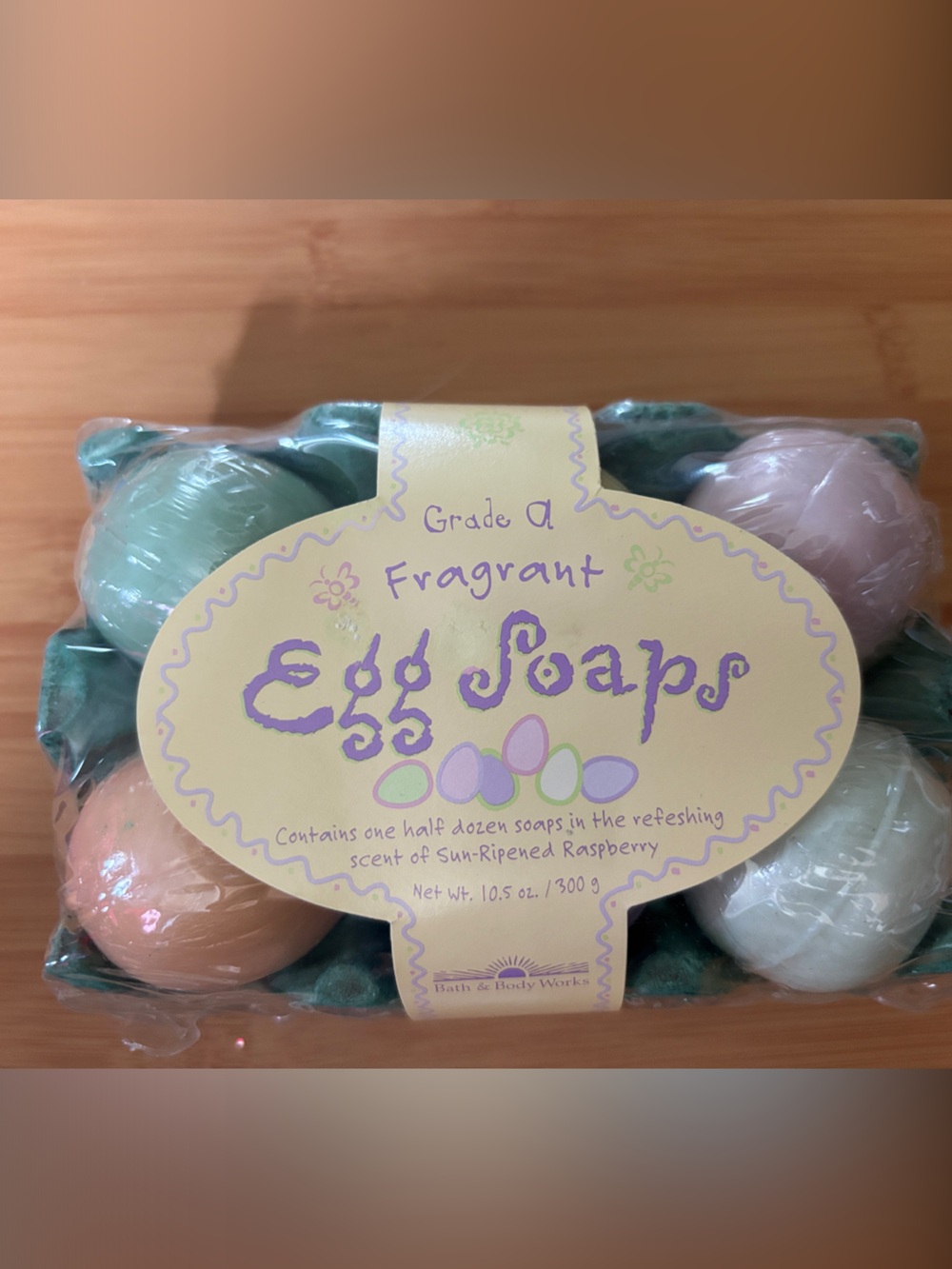 VINTAGE Bath & Body Works Pastel Egg Soaps - Peach, Mint, Pink, Cream